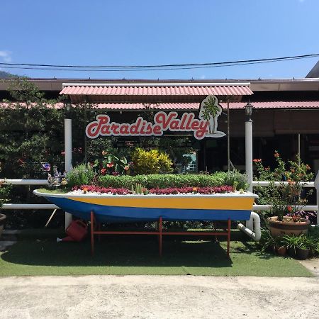 Paradise Valley Resort Broga Semenyih Exterior foto